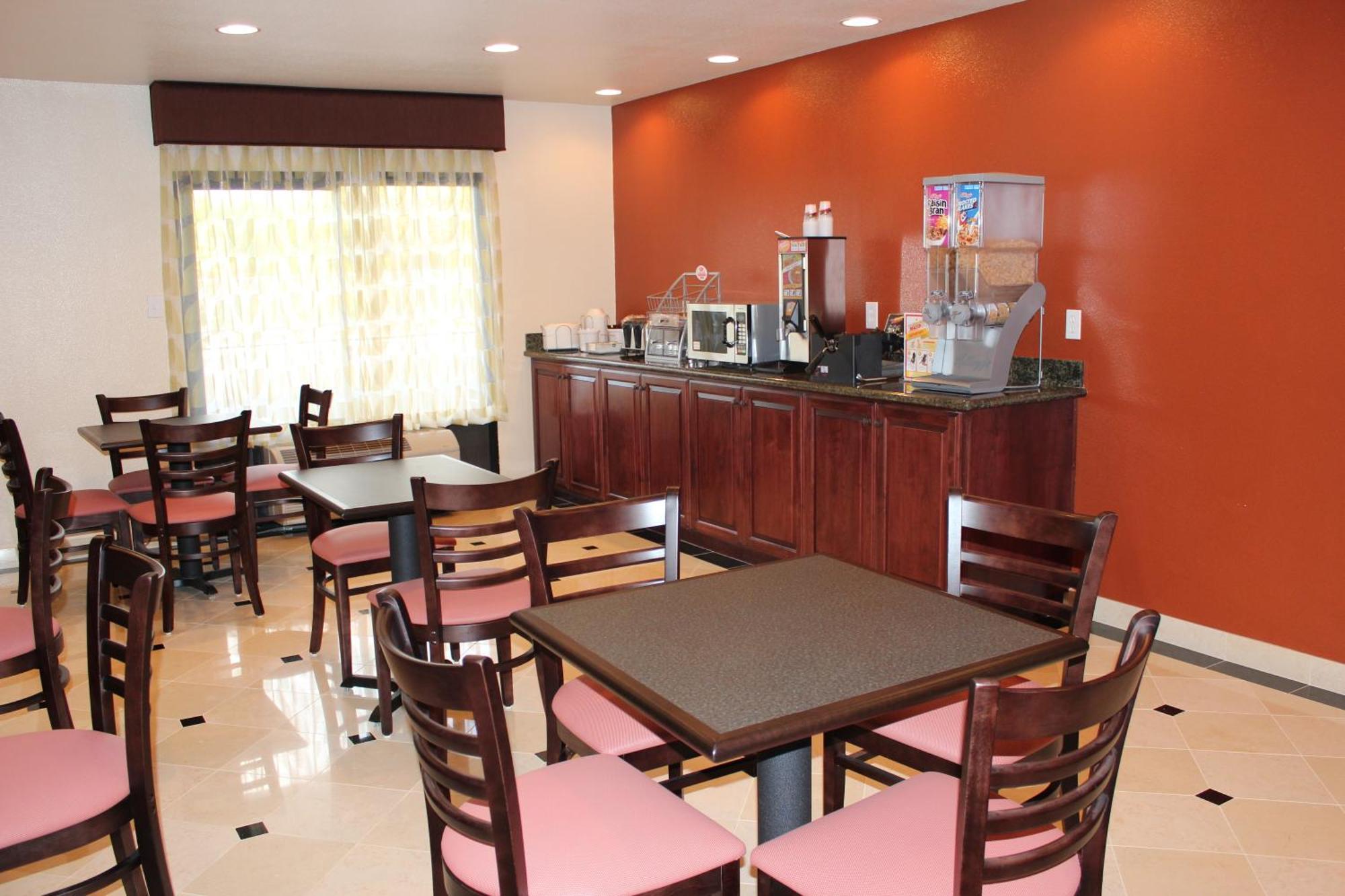 Super 8 By Wyndham Vallejo/Napa Valley Restaurant photo